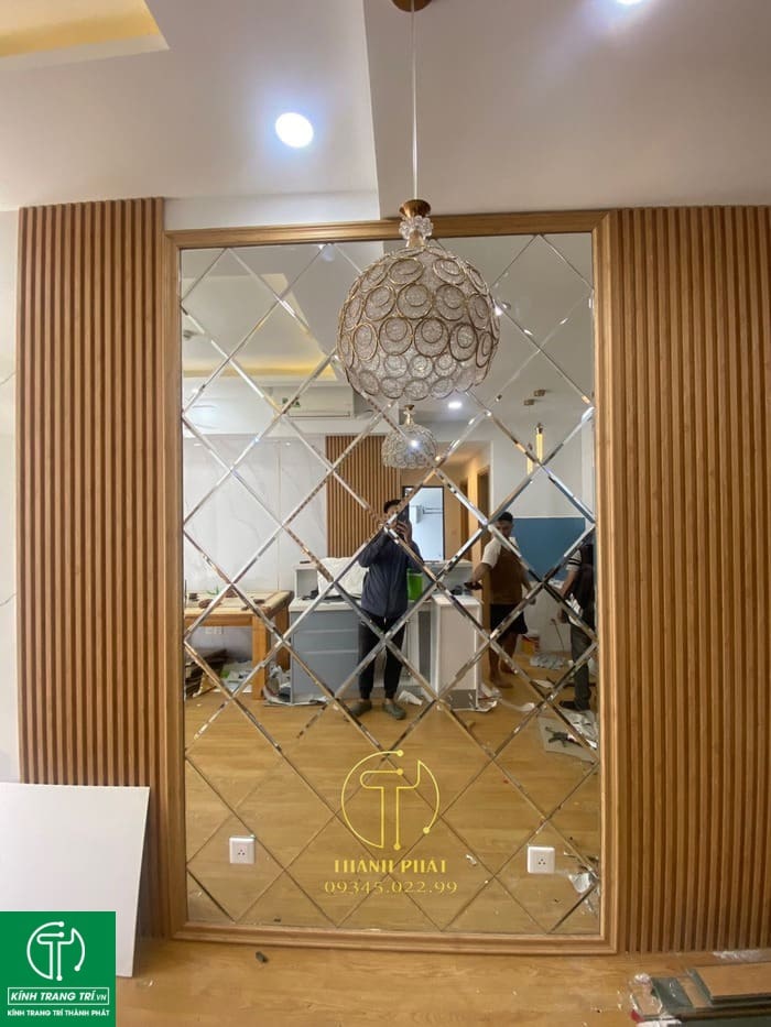 Gương Dán Tường Quận Bình Thạnh