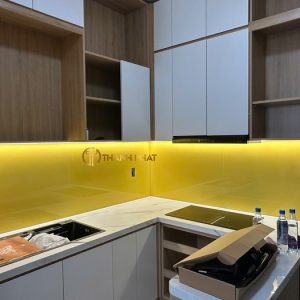 Kính ốp Bếp Màu Vàng