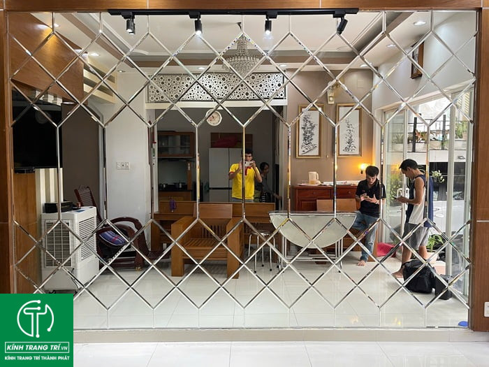 Dự Án Gương Kính