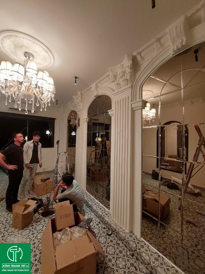 Kính Thủy Trang Trí Màu Trà