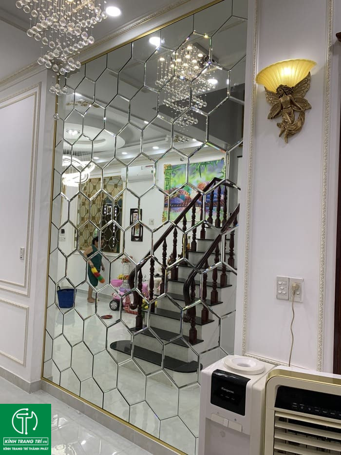 Kính Thủy Là Gì