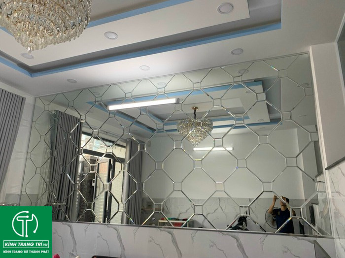 Kính Trang Trí Quận 6