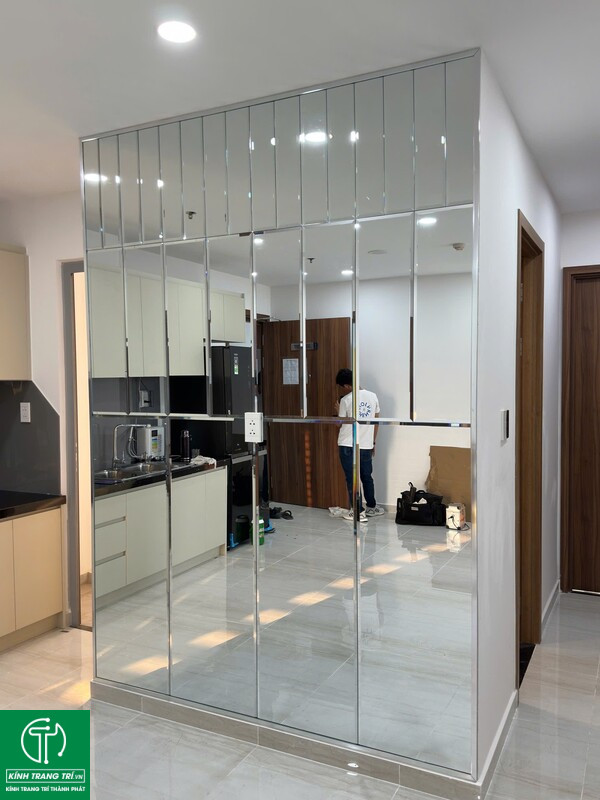 Kính Thủy ốp Tường